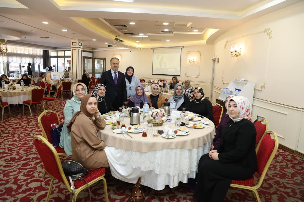 Başkan Aktaş, annelerle buluştu