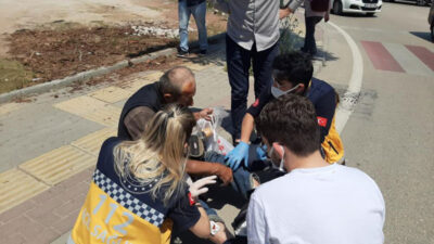 Bursa’da kaza sonrası ilginç anlar! Biri sigara istedi diğeri ise…