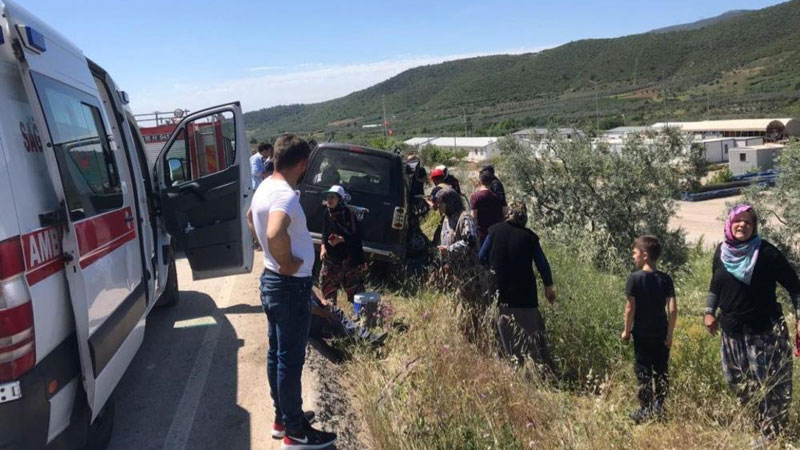 Bursa’da kafa kafaya çarpıştılar! Yaralılar var