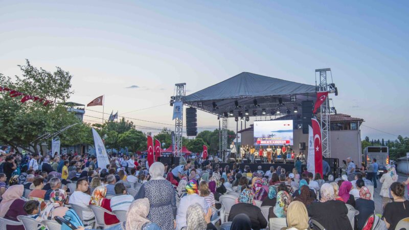 Karacabey Uluslararası Leylek Festivali başlıyor Karacabey Belediyesi tarafından geleneksel olarak düzenlenen Uluslararası Leylek Festivali, 2