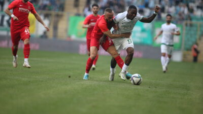 Bursaspor kazandı alt taraf karıştı!
