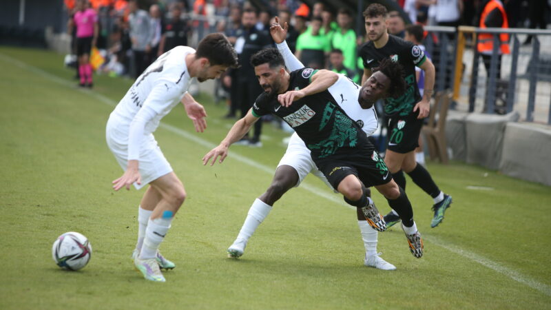 1.Lig’de alt sıralar çok karıştı! Bursaspor’la beraber kimler kazandı? Spor Toto 1.Lig'de kritik hafta tamamlandı... Ankaragücü ve Ümraniyespor Süper
