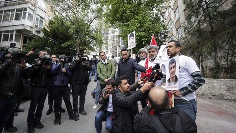 HDP Genel Merkezi önünde arbedeye 6 gözaltı