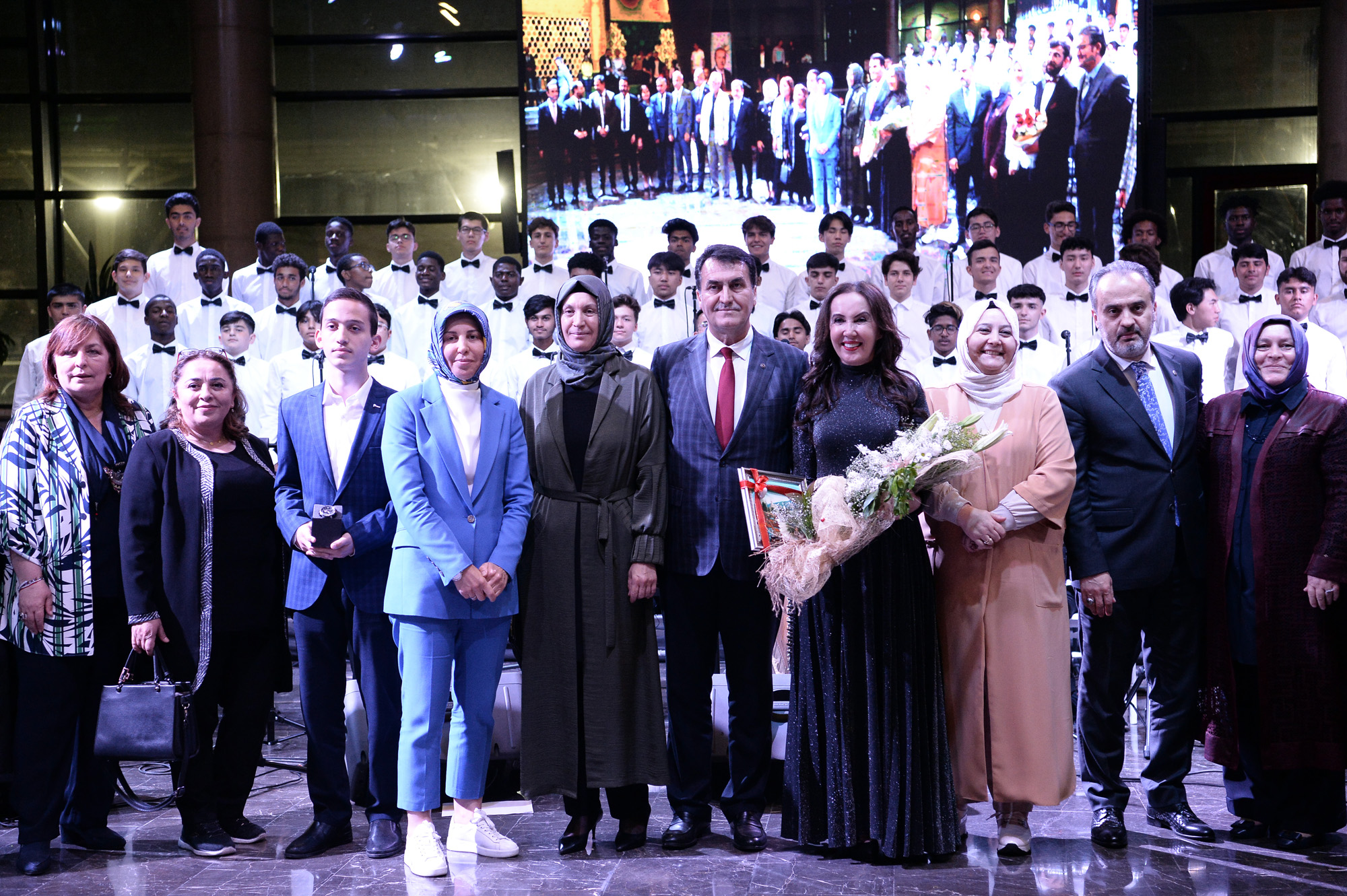 Dünyanın renkleri Osmangazi’de buluştu 2 Konser 1