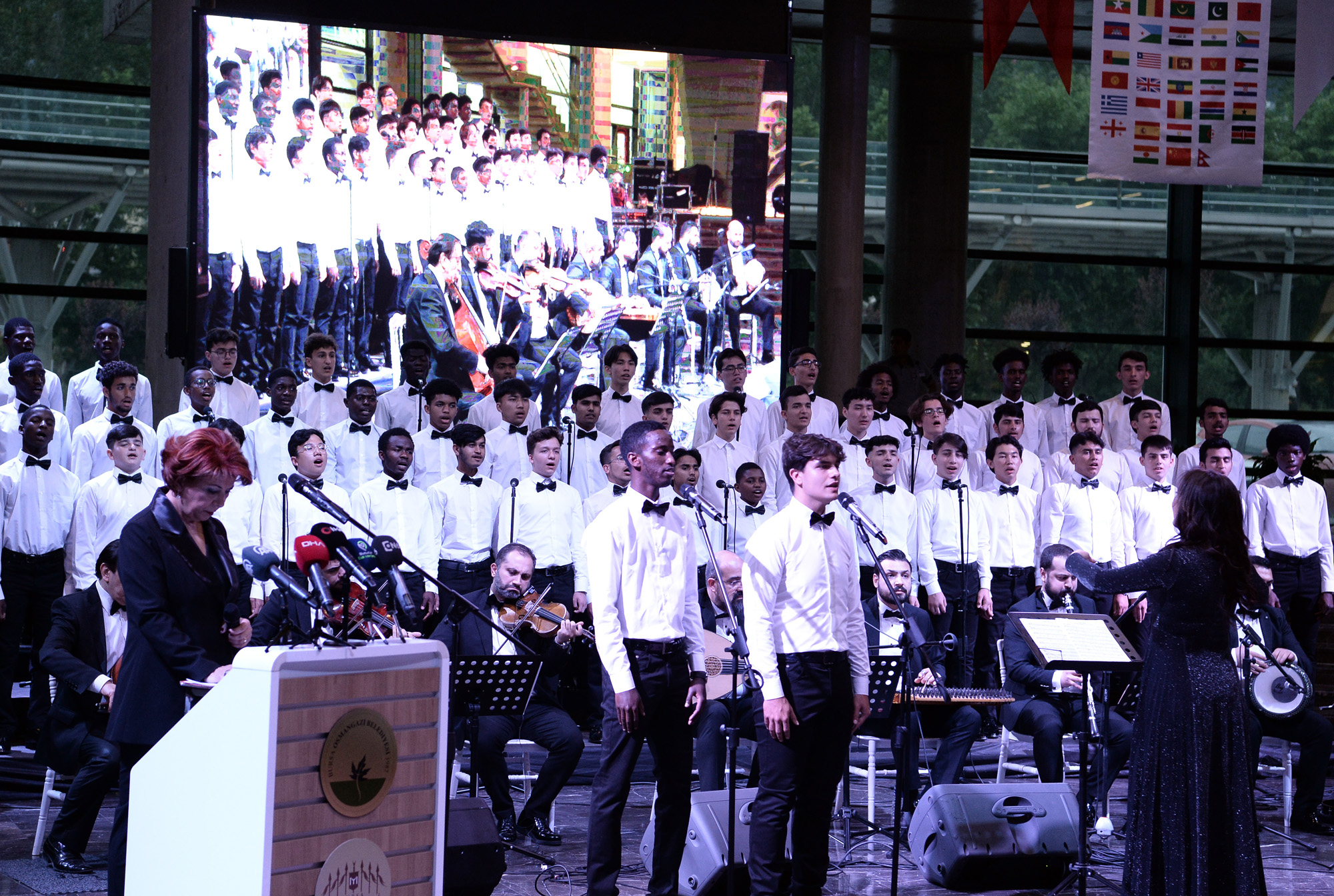 Dünyanın renkleri Osmangazi’de buluştu 1 Konser 2