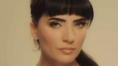 Müzisyen Zelal Gökçe İstanbul Havalimanı’nda gözaltına alındı