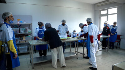 Bursa’daki Engelsiz Mutfak yüzleri güldürüyor