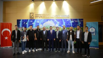 Yıldırım ailesi bayramlaştı