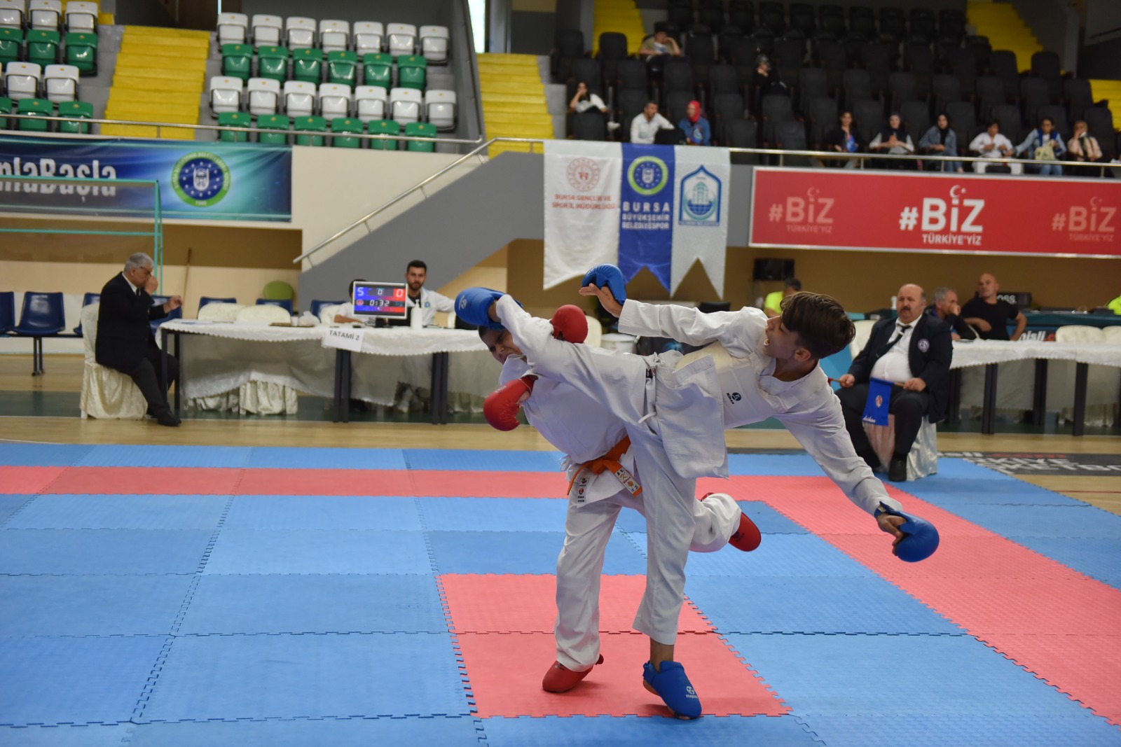 Yıldırım’da karate rüzgarı Yıldırım’da karate rüzgarı