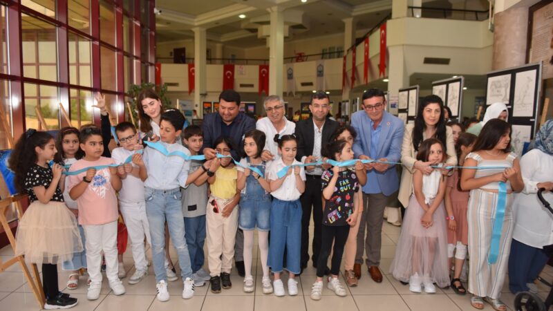 Yıldırımlı minik kursiyerlerden resim sergisi Yıldırım Belediyesi'nin Yıldırım Halk Eğitim Merkezi ile birlikte yaptığı ve