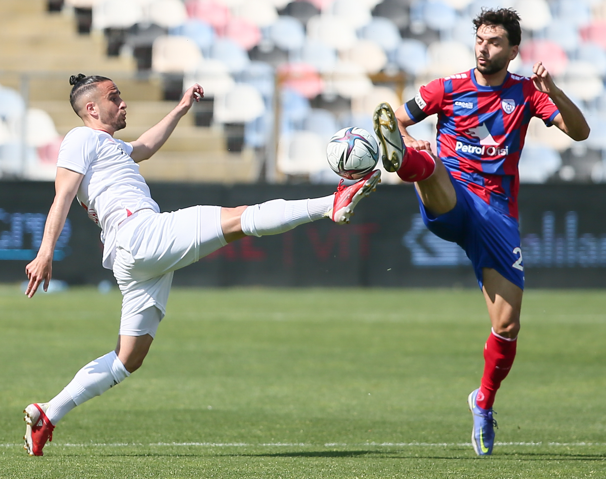 1.Lig’de her şey netleşti! Kimler düştü kimler kaldı? 1.Lig’de her şey netleşti! Kimler düştü kimler kaldı?