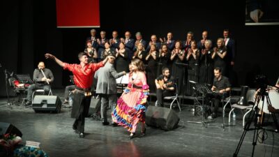 Bursa Büyükşehir Belediyesi Orkestra Şube Müdürlüğü Çalgıcı Mektebi Roman Orkestrası’nın