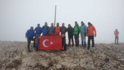 Uludağ’ın zirvesine 19 Mayıs yürüyüşü