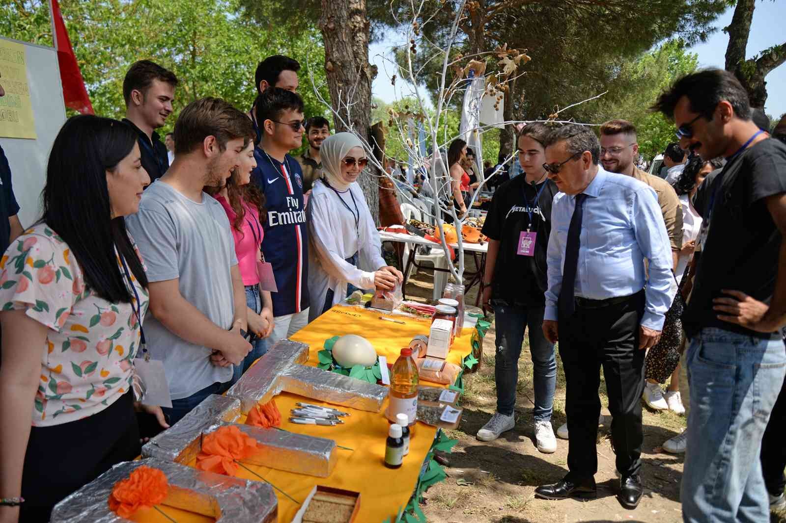 BUÜ’de öğrenci festivalleri başladı 1 buude ogrenci festivalleri basladi 4567e1b