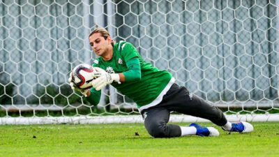 Bursaspor’un eski kalecisinden destek mesajı