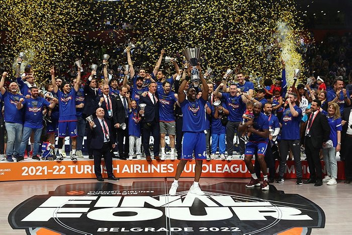 Euroleague’de şampiyon Anadolu Efes! Üst üste ikinci kez… Euroleague’de şampiyon Anadolu Efes! Üst üste ikinci kez…