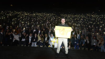 Bursa’ya ünlü yağmuru! ‘Bedava olsa bu kadar insan gelmezdi’