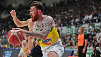 Frutti Extra Bursaspor seride durumu eşitledi