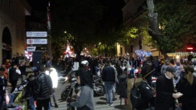 Bursa’da alışveriş çılgınlığı! Gece bile adım atacak yer yoktu…
