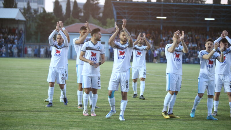 Evinde rakibiyle golsüz berabere kalan Karacabey Belediyespor'da Teknik Direktör Tahsin
