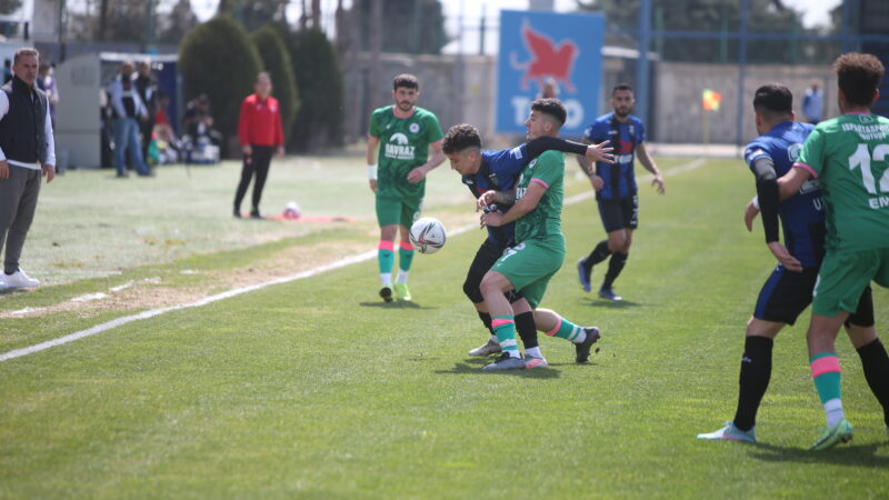 Hedefini Spor Toto 1.Lig olarak belirleyen temsilcimiz Teco Karacabey Belediyespor,