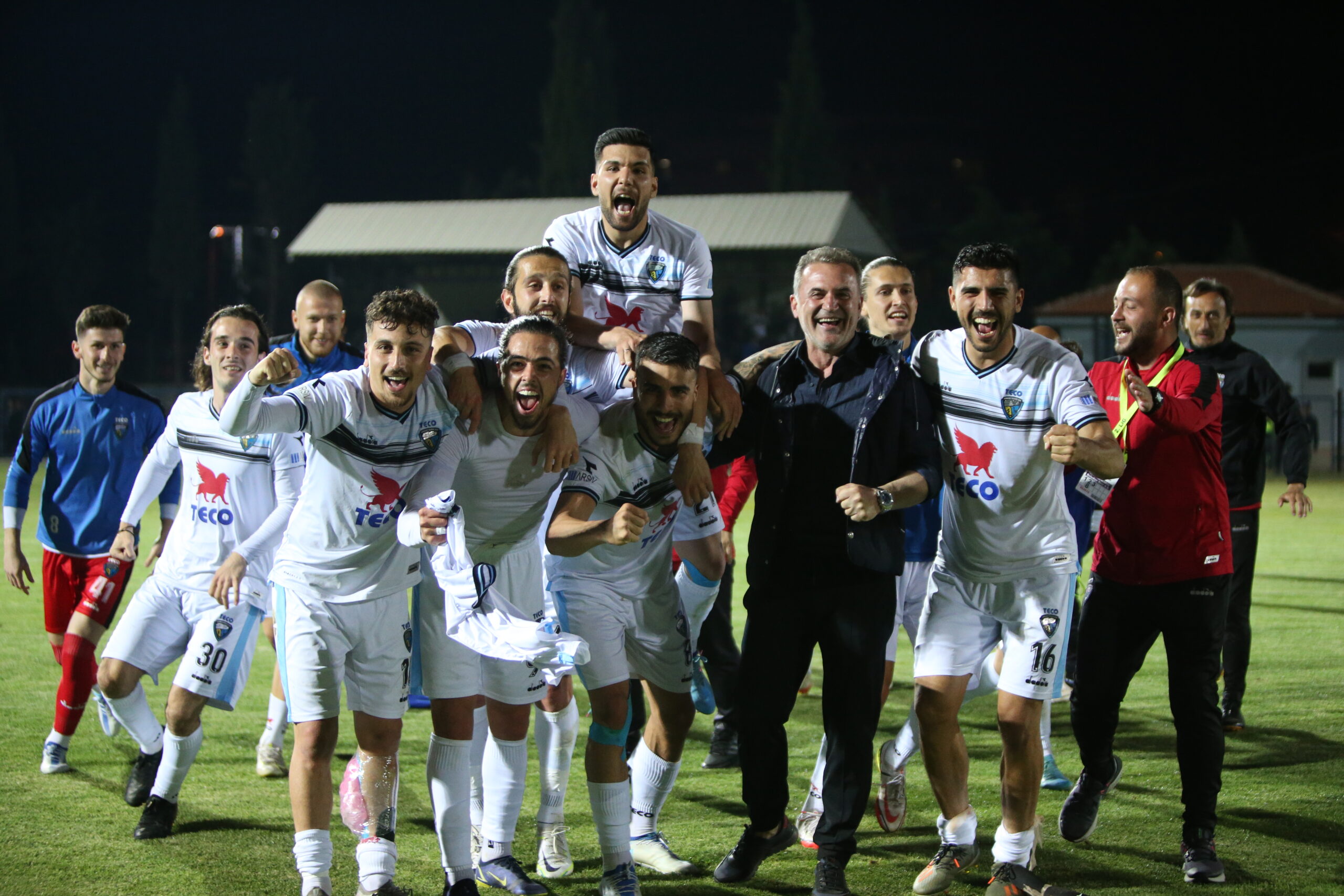 2.Lig’deki Bursa ekibi 1.Lig kapısında! İzmir’deki tarihi maç saat kaçta hangi kanalda?