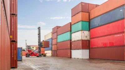 ‘Ucuz konteyner’ vaadiyle 73 kişiyi dolandırdılar