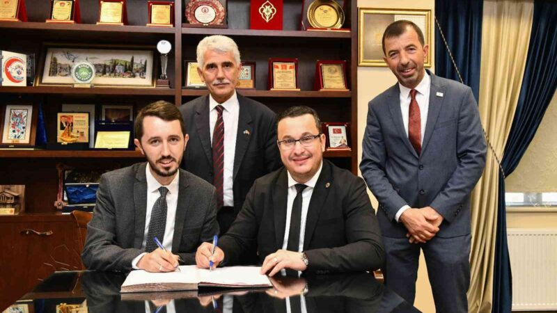 Mustafakemalpaşa, Kamenica Belediyesi ile kardeş oldu Tarihten gelen kardeşlik bağlarının kültürel ve ekonomik alanda geliştirilerek geleceğe