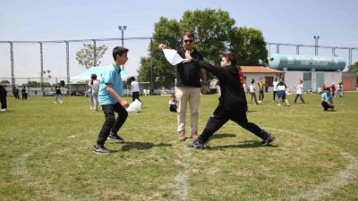 Nilüfer spor şenliklerinde geleneksel oyunlar da oynanıyor