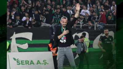 Sakaryaspor’da Tuncay Şanlı ile yollar ayrıldı