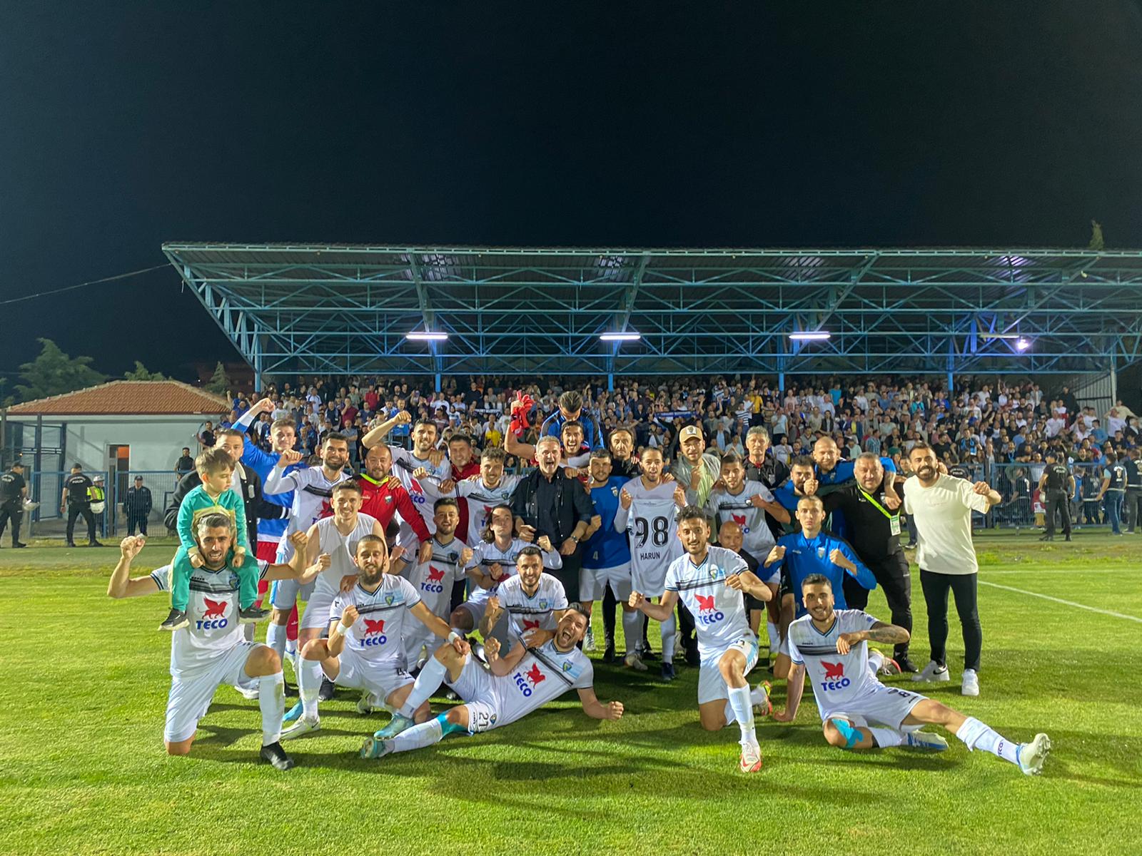 2.Lig’deki Bursa ekibi 1.Lig’e koşuyor! Yarı finalde rakip kim oldu? 2.Lig’deki Bursa ekibi 1.Lig’e koşuyor! Yarı finalde rakip kim oldu?