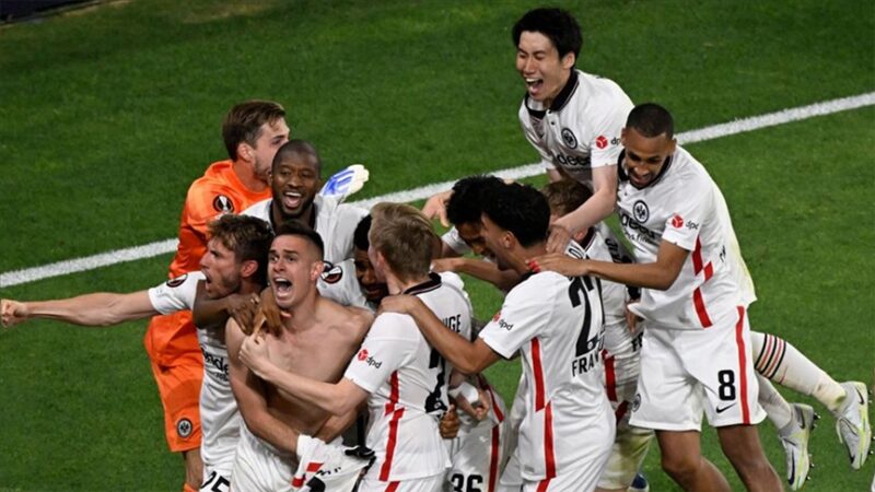 UEFA Avrupa Ligi'nde ilk defa Alman ve İskoç takımlarını karşı