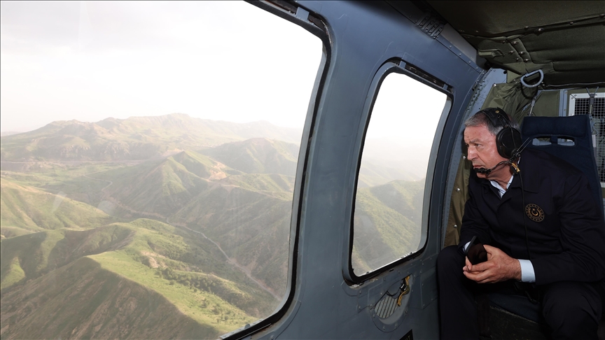 Bakan Akar açıkladı! Teröre Pençe-Kilit darbesi