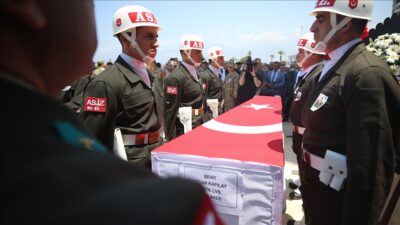 Pençe-Kilit şehitlerine veda