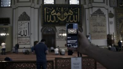 Bursa'da erken dönem Osmanlı sanatının bütün özelliklerini barındıran, Türk ve