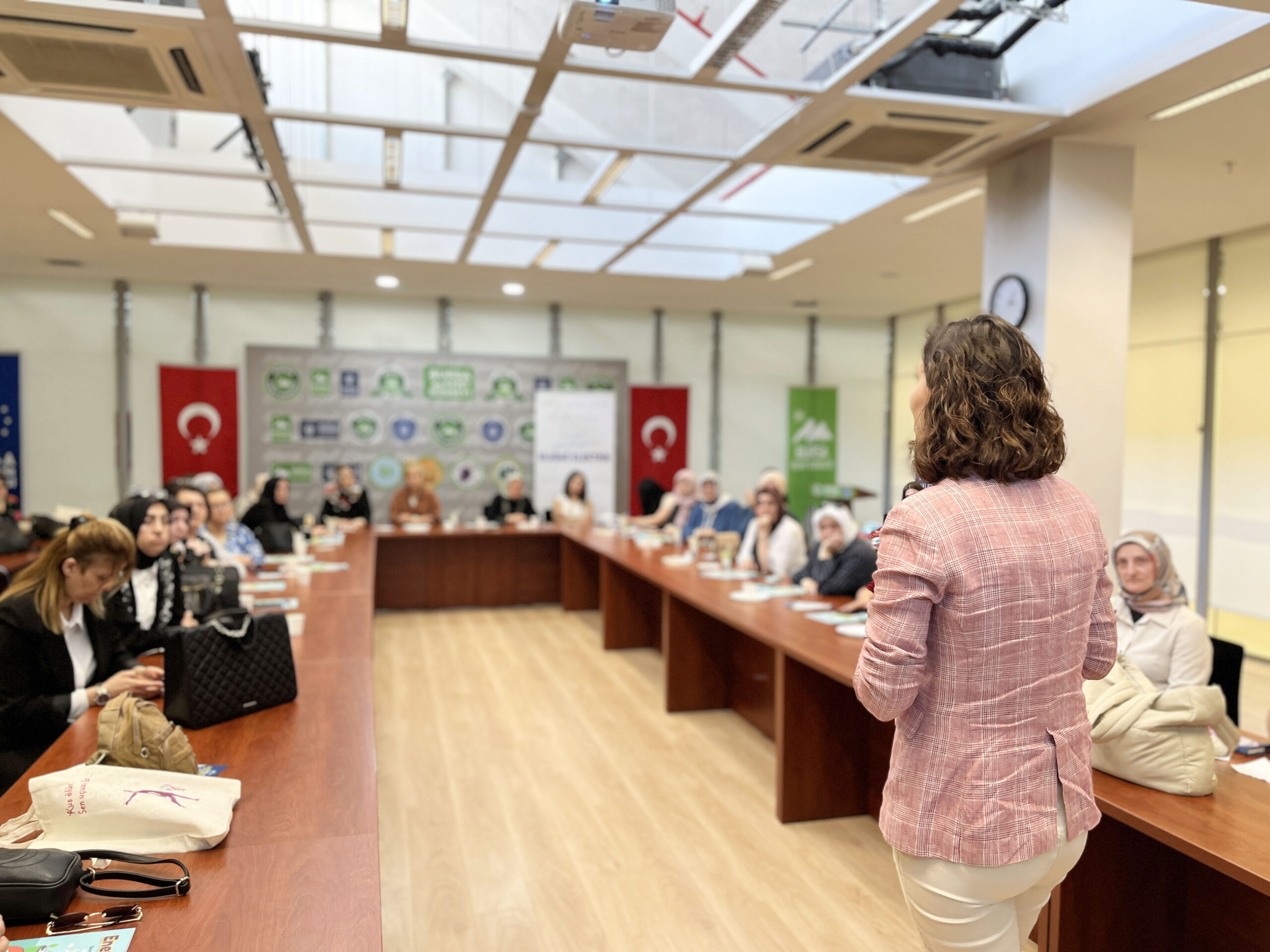 Enerji Timi, kadın kooperatiflerine tasarrufu anlattı