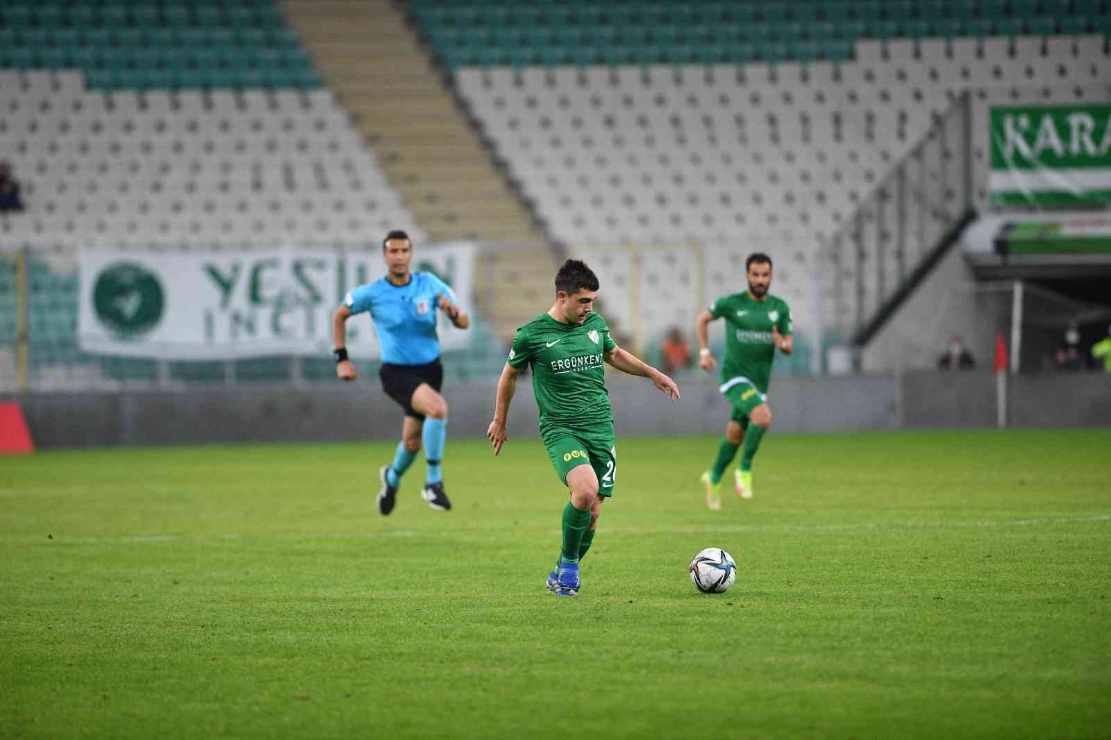 Bursaspor’dan iki futbolcu için açıklama!