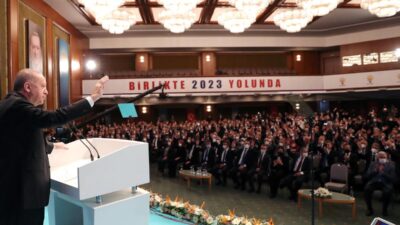 En büyük vefa buluşması: AK Parti 45 eski belediye başkanını unutmadı