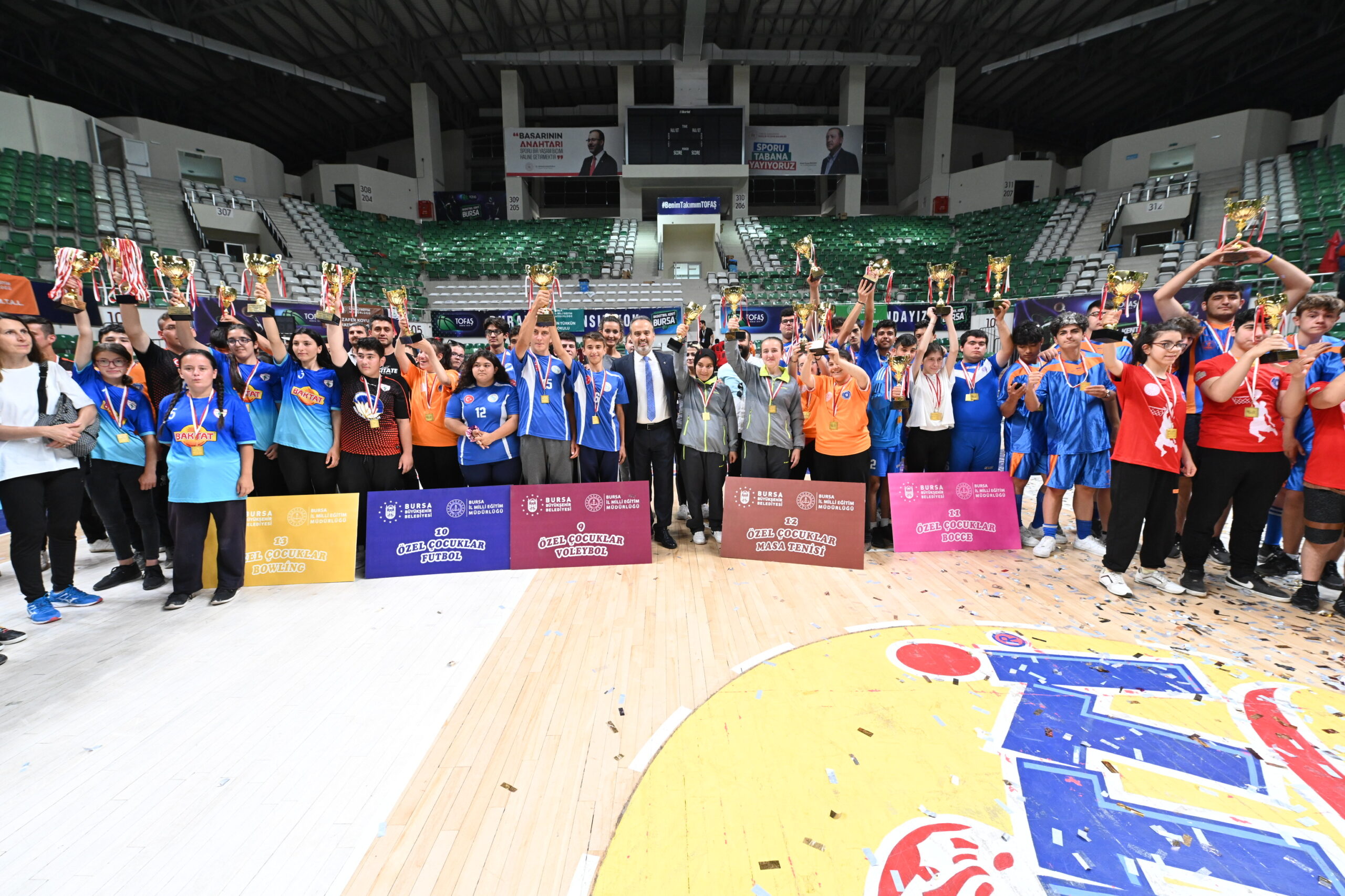 Okulda spor bir başka güzel Okulda spor bir başka güzel