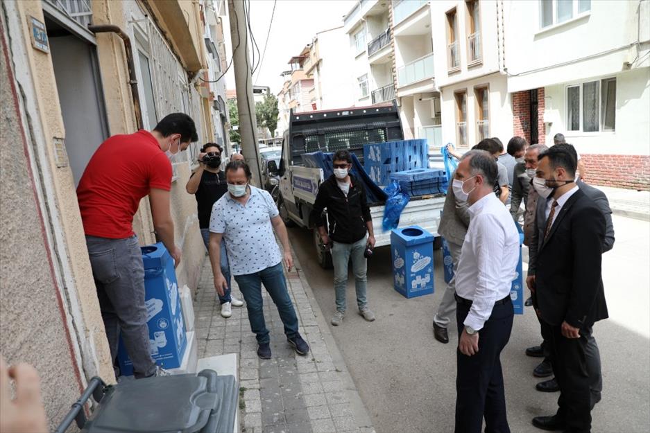 İnegöl Belediyesi’nin geri dönüşüm hamlesi 13 bin ağacı kurtardı