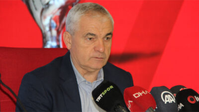 Rıza Çalımbay imzayı attı