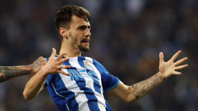 Porto ve Arsenal, Vieira için el sıkıştı