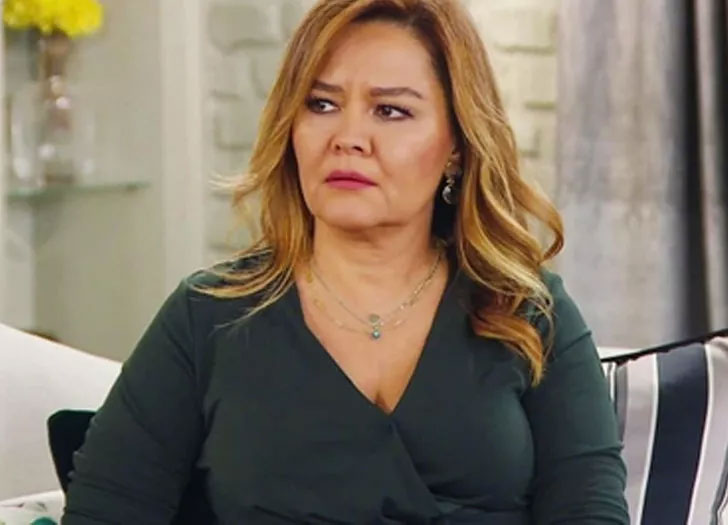 Zeyno Günenç’in acı günü! Aldığı haberle yıkıldı Zeyno Günenç’in acı günü! Aldığı haberle yıkıldı