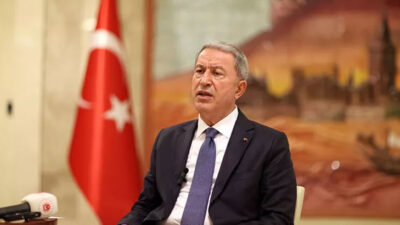 Bakan Akar, Ukraynalı mevkidaşı ile görüştü