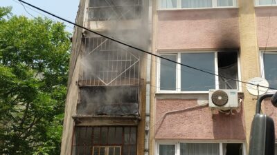 Bursa’da korkutan yangın! Mahsur kalanları…