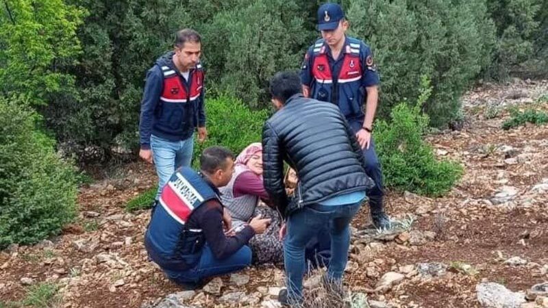 Bursa’da günlerdir kayıptı! Yaşlı kadından haber var Bursa’da 3 gün önce kaybolan yaşlı kadın ormanlık alanda 72