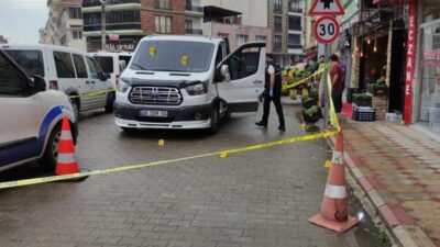 Bursa’da dehşet! Husumetlisinin işyerine kurşun yağdırdı