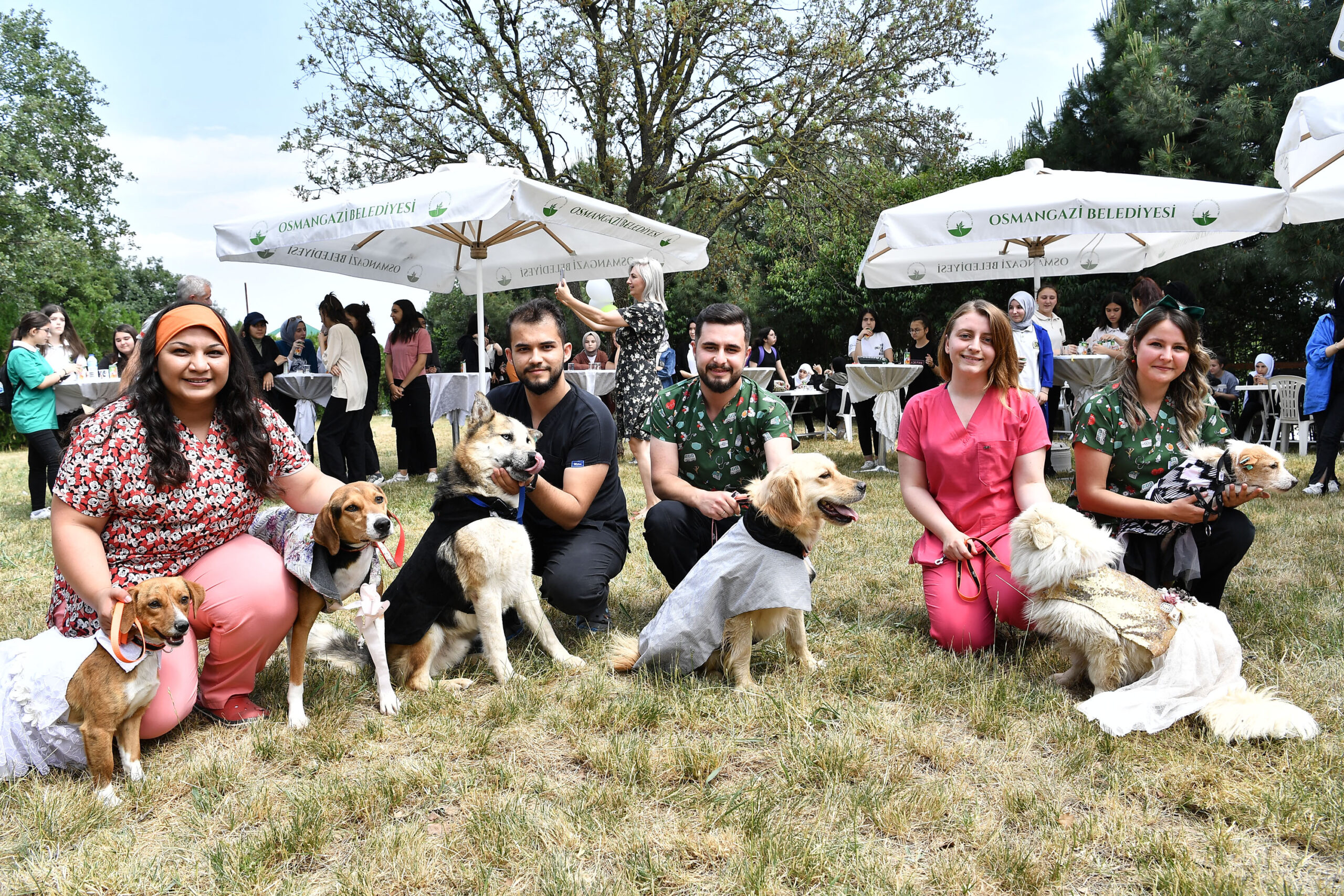 Can dostlar çevre için podyuma çıktı