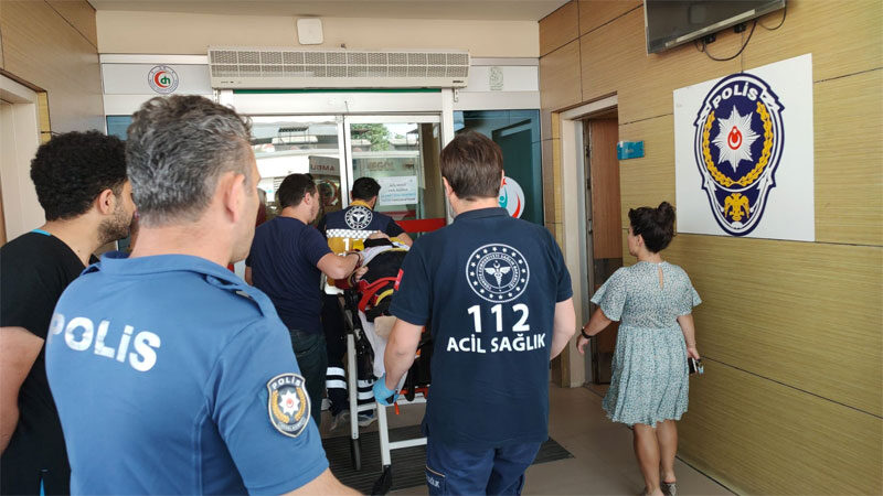Bursa'nın İnegöl ilçesinde ikinci kattaki evinin penceresinden sarkarken düşen 10