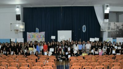 Yeşim’in örnek projesinde sertifika heyecanı